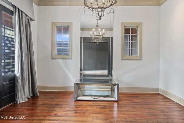 $879,000 | 128 Summer Lake Drive, Ridgeland, MS 39157