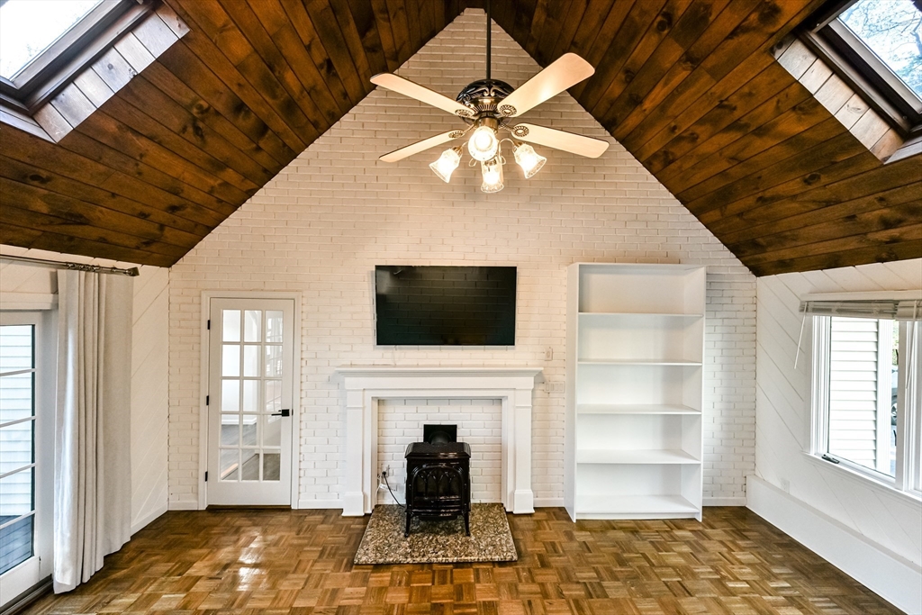 15 Edwards Road Foxboro, MA 02035 - Photo 18 of 42 Gallery Image 18