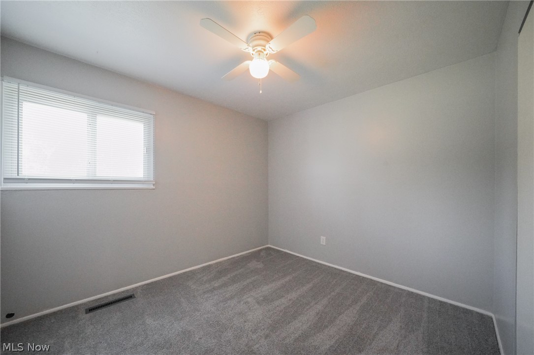 25120 Sandhurst Road Bedford Heights, OH 44146 - Photo 13 of 25