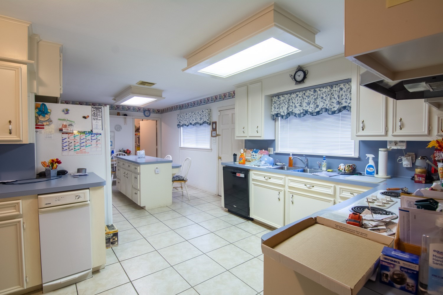 8819 Dowdell Road Tomball, TX 77375 - Photo 7 of 26