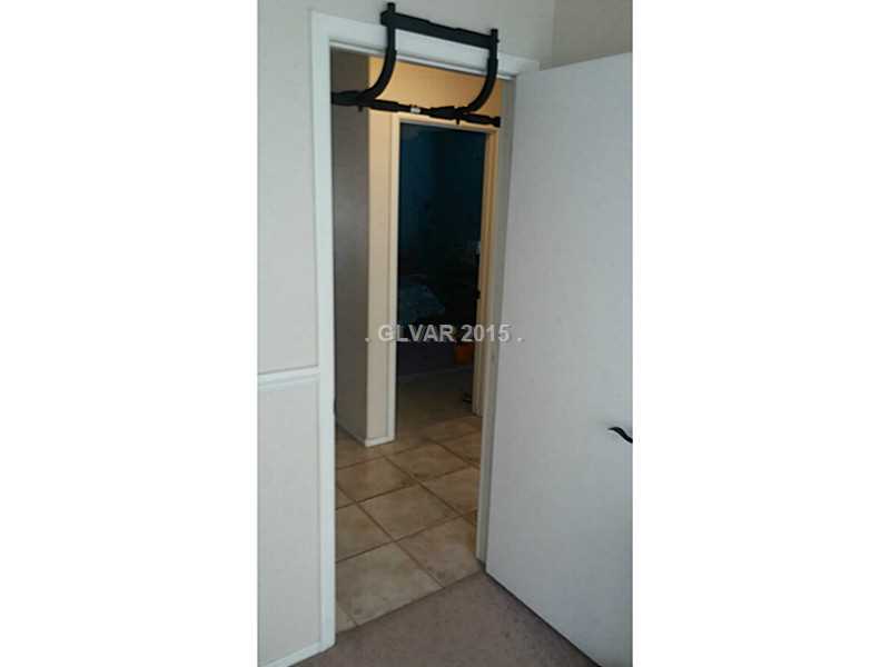 1048 Juniper Ridge Avenue Henderson, NV 89015 - Photo 15 of 35 Bedroom.