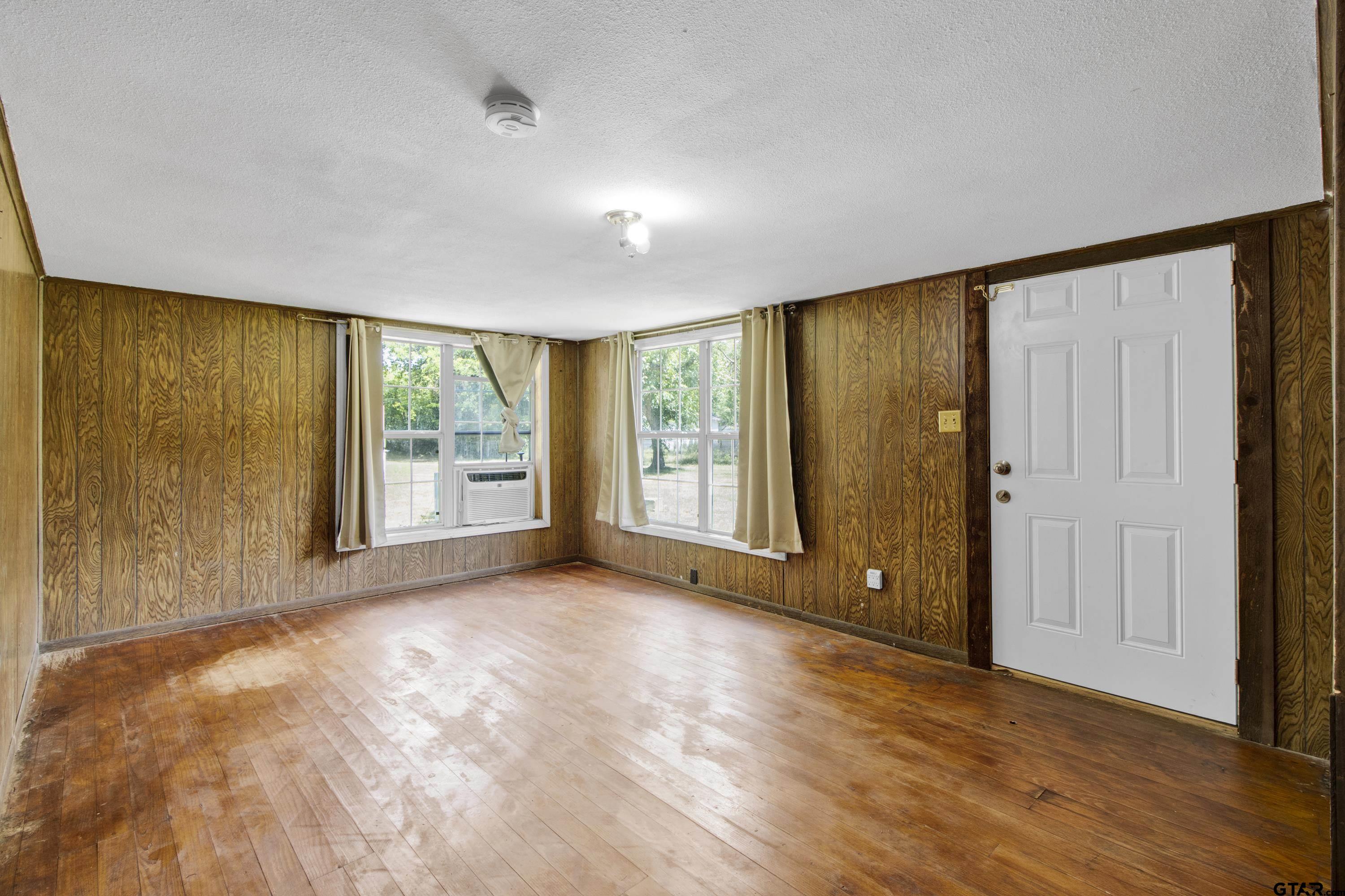 1003 Premier Longview, TX 75604 - Photo 16 of 26 Gallery Image 16