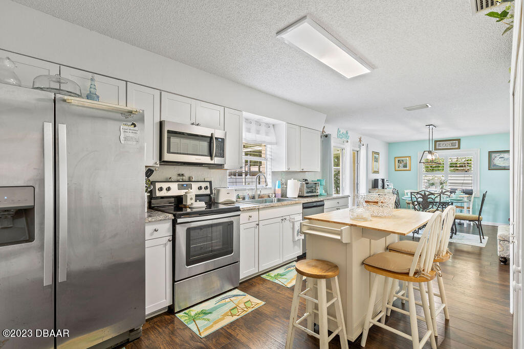 1429 Edgewater Road Daytona Beach, FL 32114 - Photo 11 of 30 KBP04772