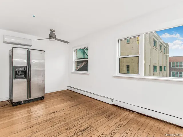 $3,400 | 661 Sagamore Street, Unit 3M | Van Nest