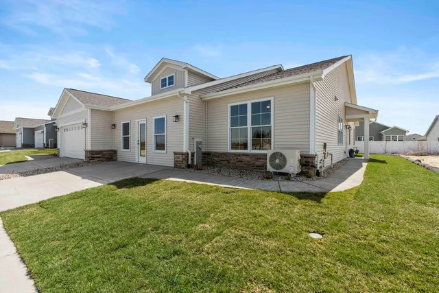 $329,000 | 6367 Jasmine Avenue, Portage, IN 46368