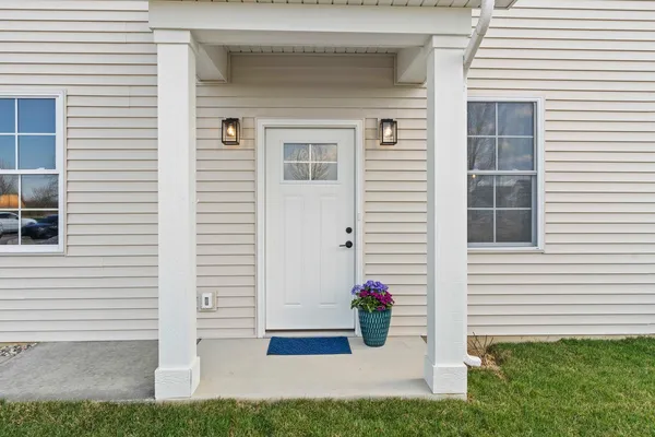 $319,000 | 6367 Jasmine Avenue, Portage, IN 46368