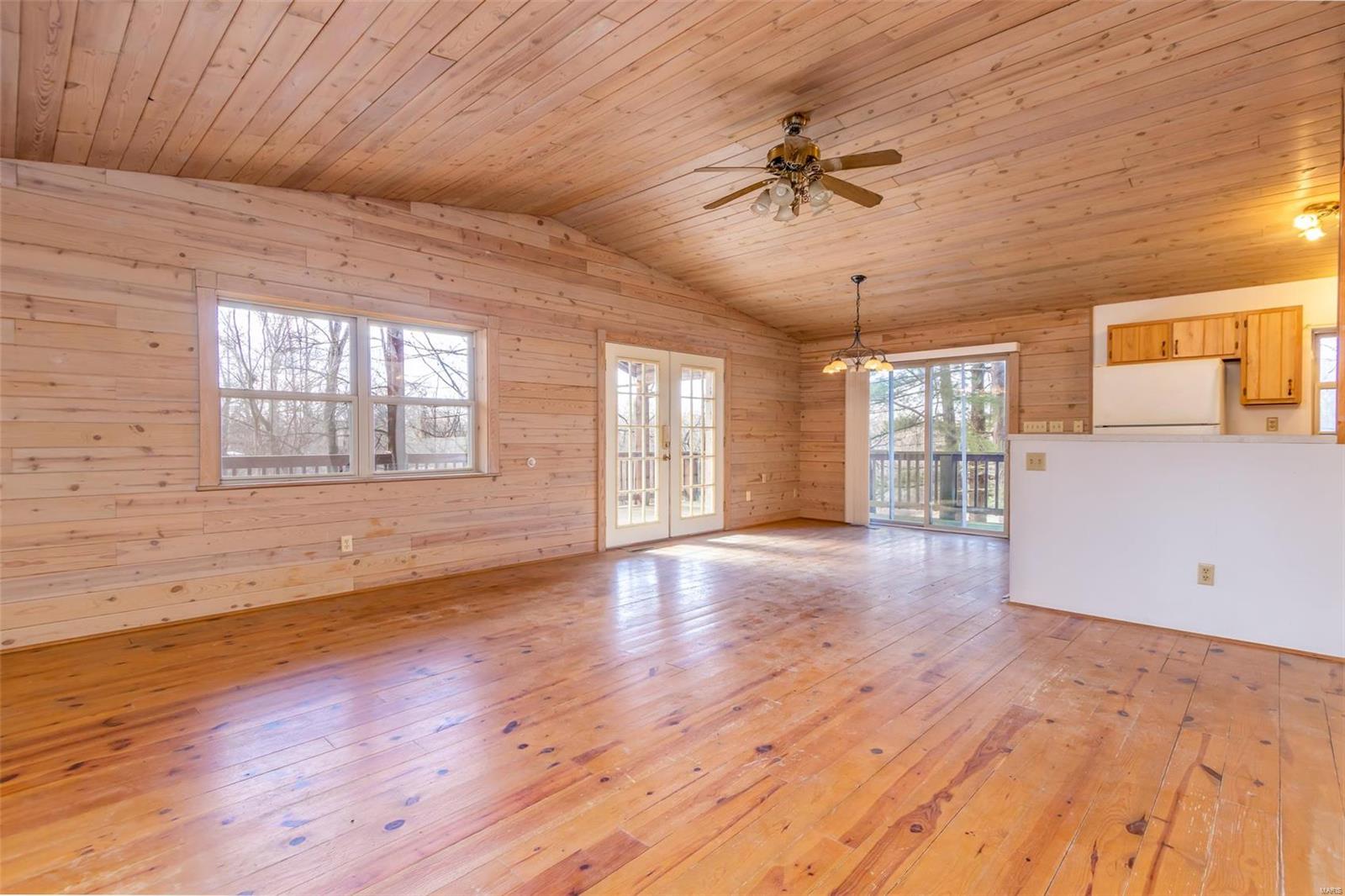10701 Schuessler Road St. Louis, MO 63128 - Photo 15 of 30 Gallery Image 15