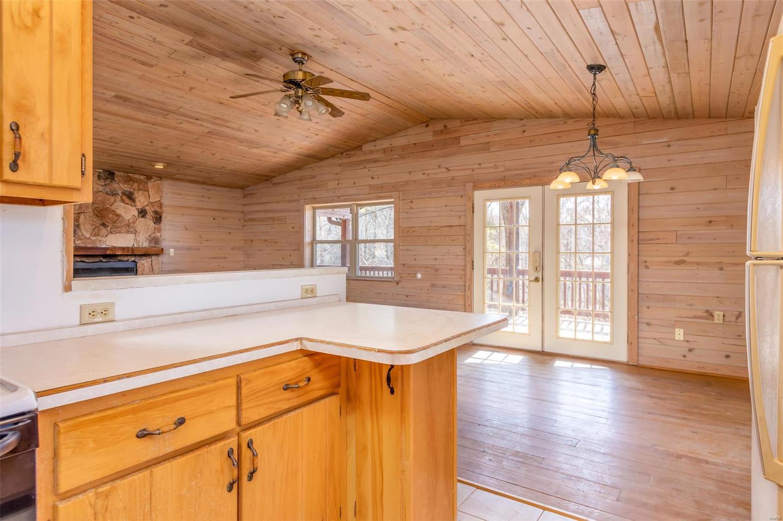 10701 Schuessler Road St. Louis, MO 63128 - Photo 19 of 30 Gallery Image 19