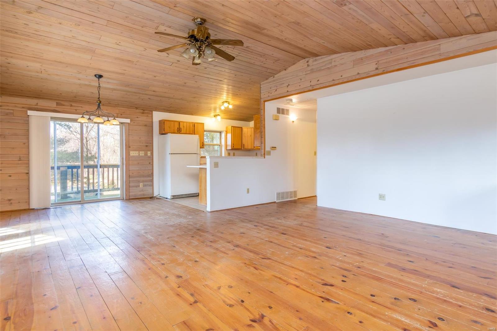 10701 Schuessler Road St. Louis, MO 63128 - Photo 20 of 30 Gallery Image 20
