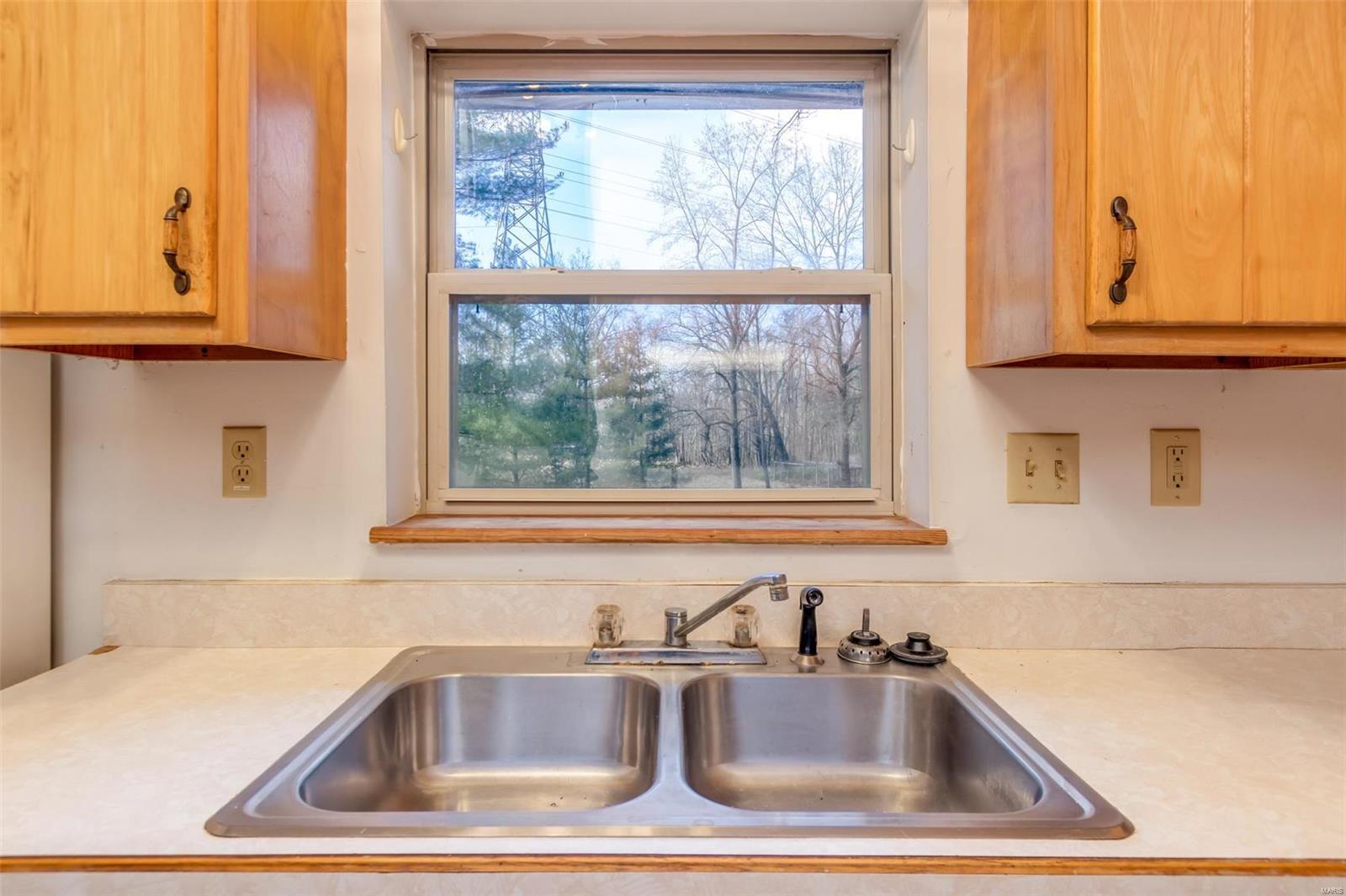 10701 Schuessler Road St. Louis, MO 63128 - Photo 21 of 30 Gallery Image 21