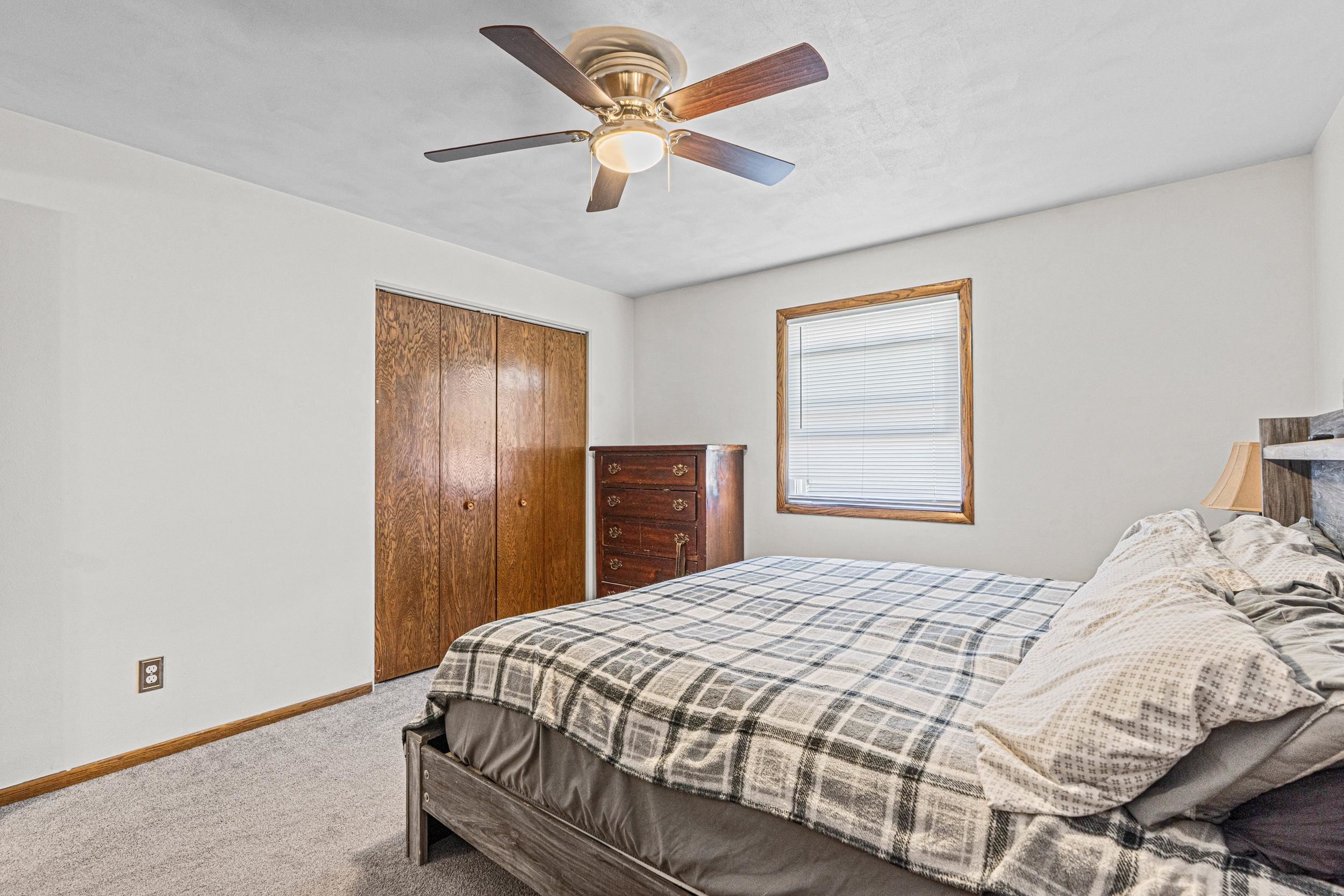 706 North Hawthorne Drive Appleton, WI 54915 - Photo 16 of 64