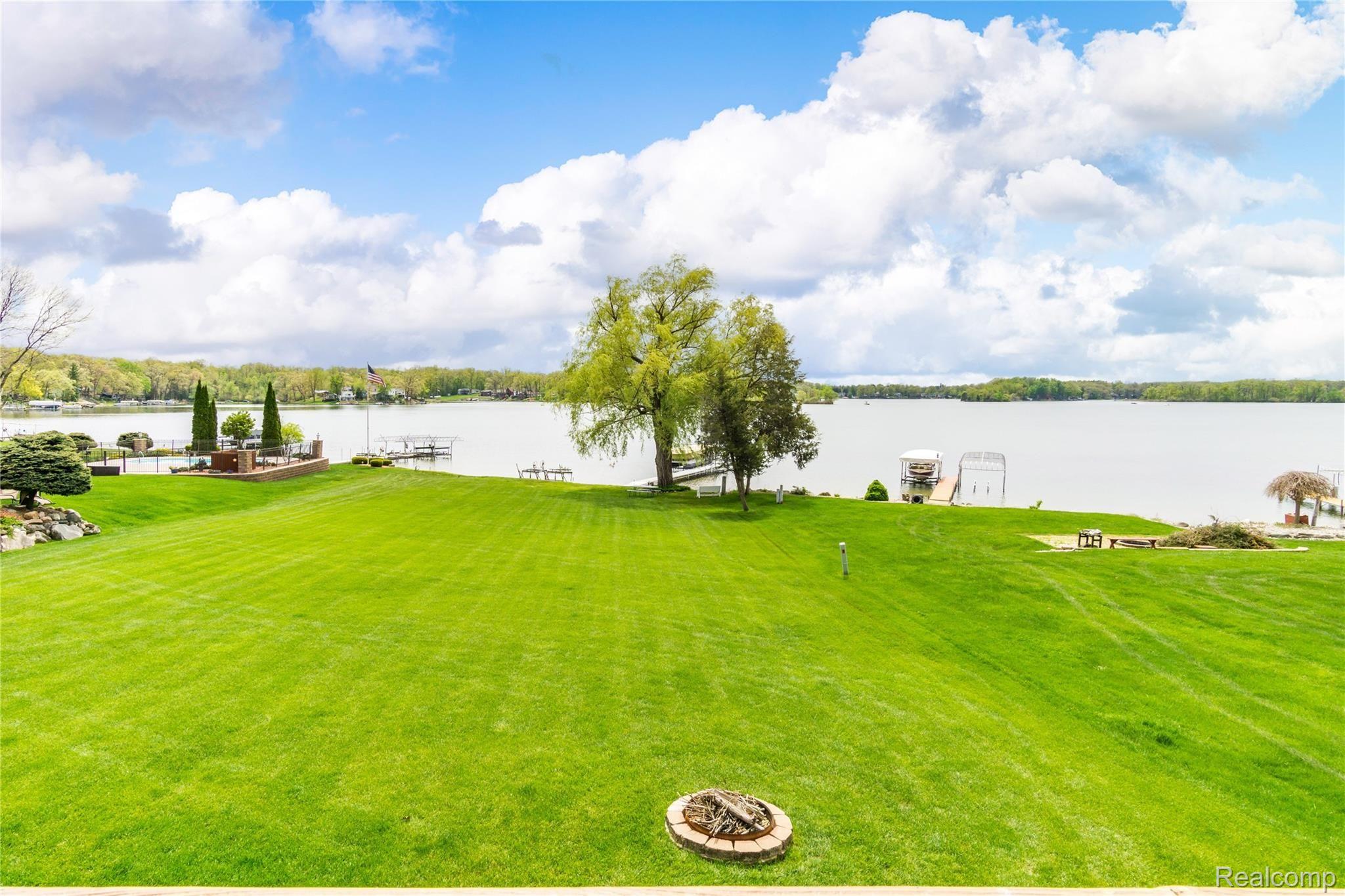 7213 Lobdell Road Linden, MI 48451 - Photo 46 of 53 Exteriors (8 of 12).jpg