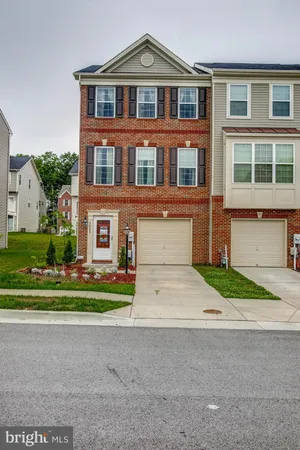 $2,950 | 7532 Briargrove Lane, Glen Burnie, MD 21060