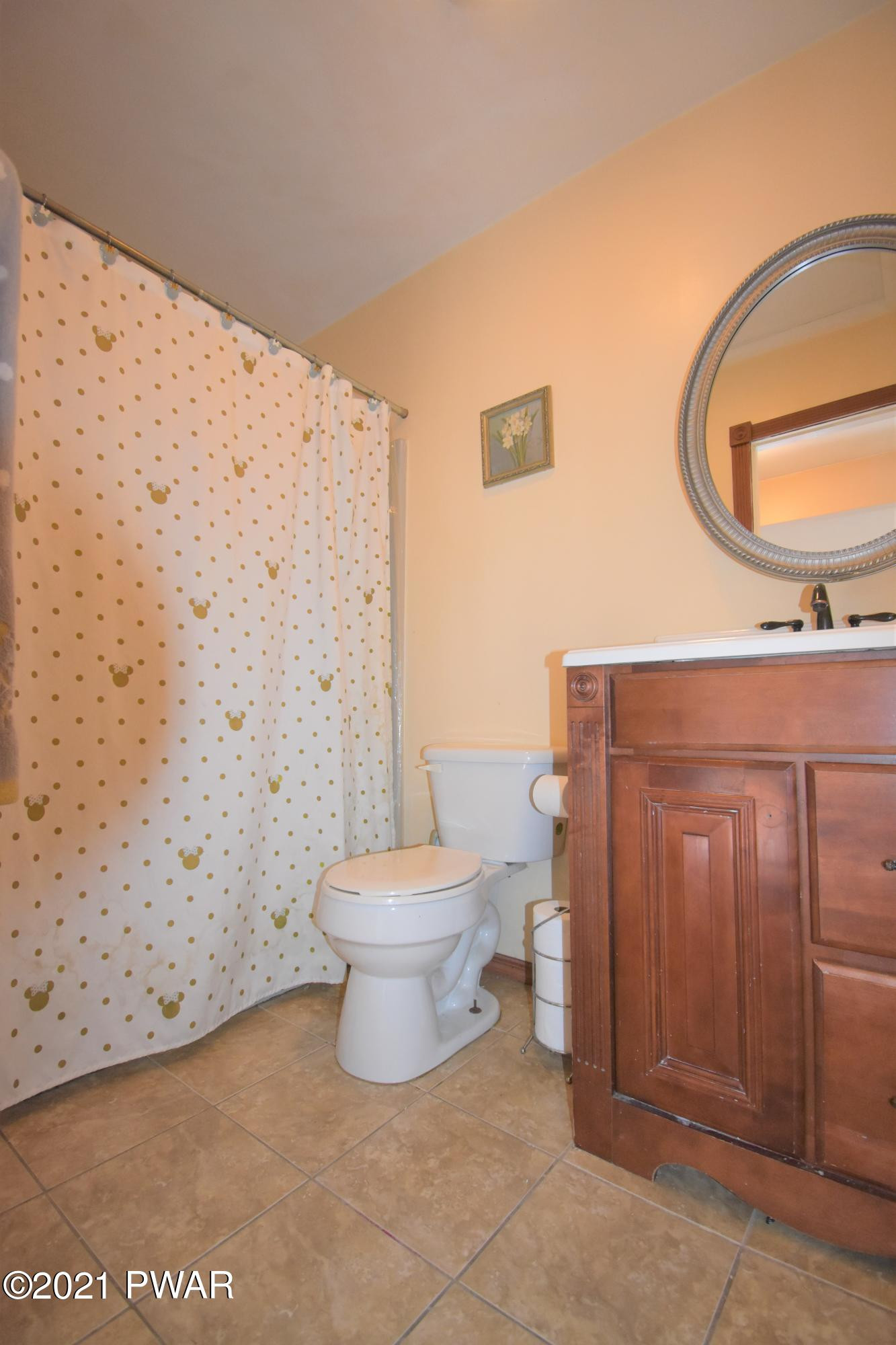 244 Fox Road Dingmans Ferry, PA 18328 - Photo 28 of 31 a bathroom with a toilet and a sink