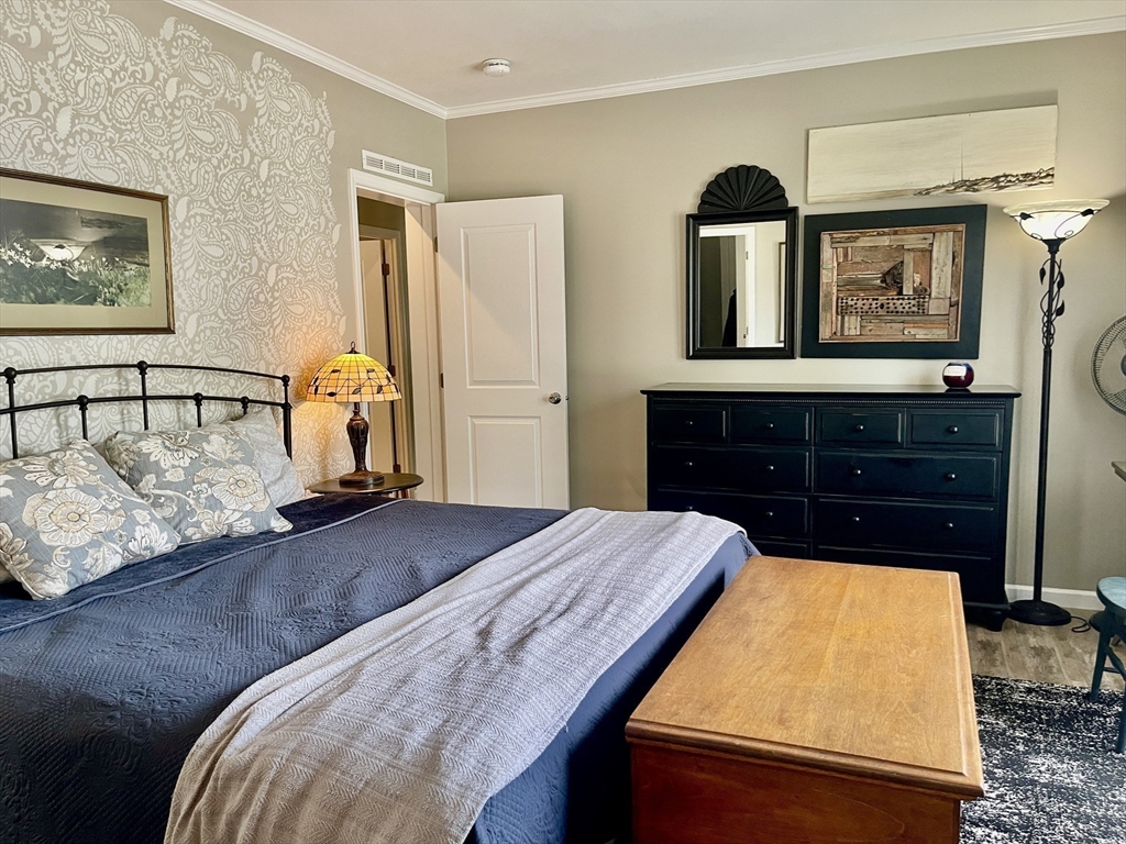 11 Sycamore Lane Taunton, MA 02780 - Photo 10 of 16
