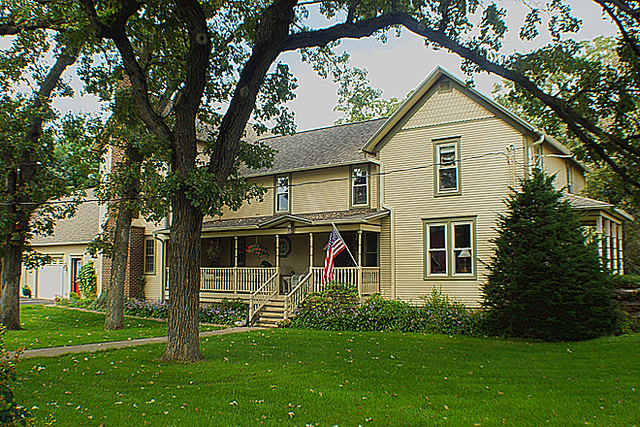 8313 Stewart Road Hebron, IL 60034 - Photo 1 of 40