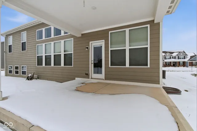 $575,000 | 12894 Corydon Drive, Fishers, IN 46037