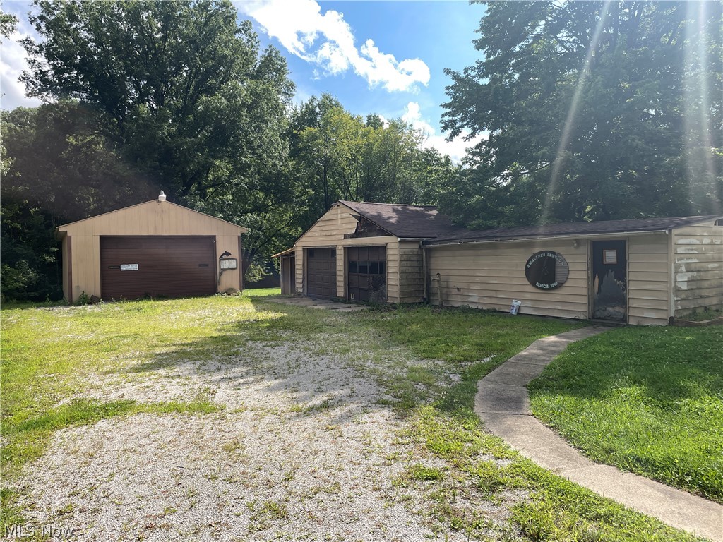 744 Carson Salt Springs Road Mineral Ridge, OH 44440 - Photo 2 of 31 Gallery Image 2