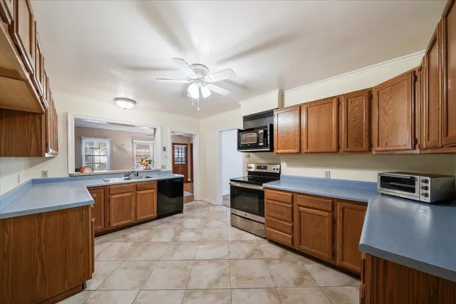 $259,900 | 3244 Highland Park Place, Memphis, TN 38111