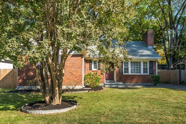 $259,900 | 3244 Highland Park Place, Memphis, TN 38111
