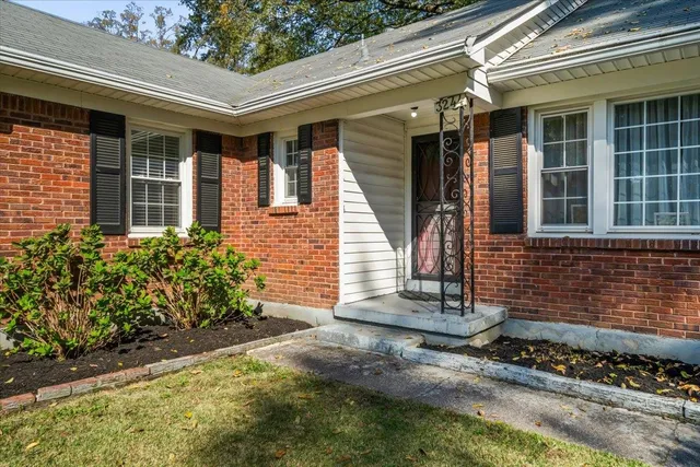 $259,900 | 3244 Highland Park Place, Memphis, TN 38111