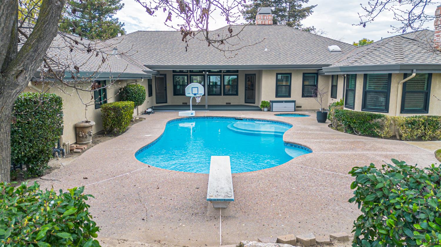 8411 Rinauro Court Tracy, CA 95304 - Photo 53 of 64