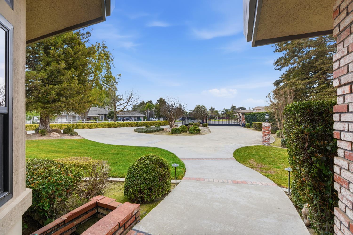 8411 Rinauro Court Tracy, CA 95304 - Photo 7 of 64