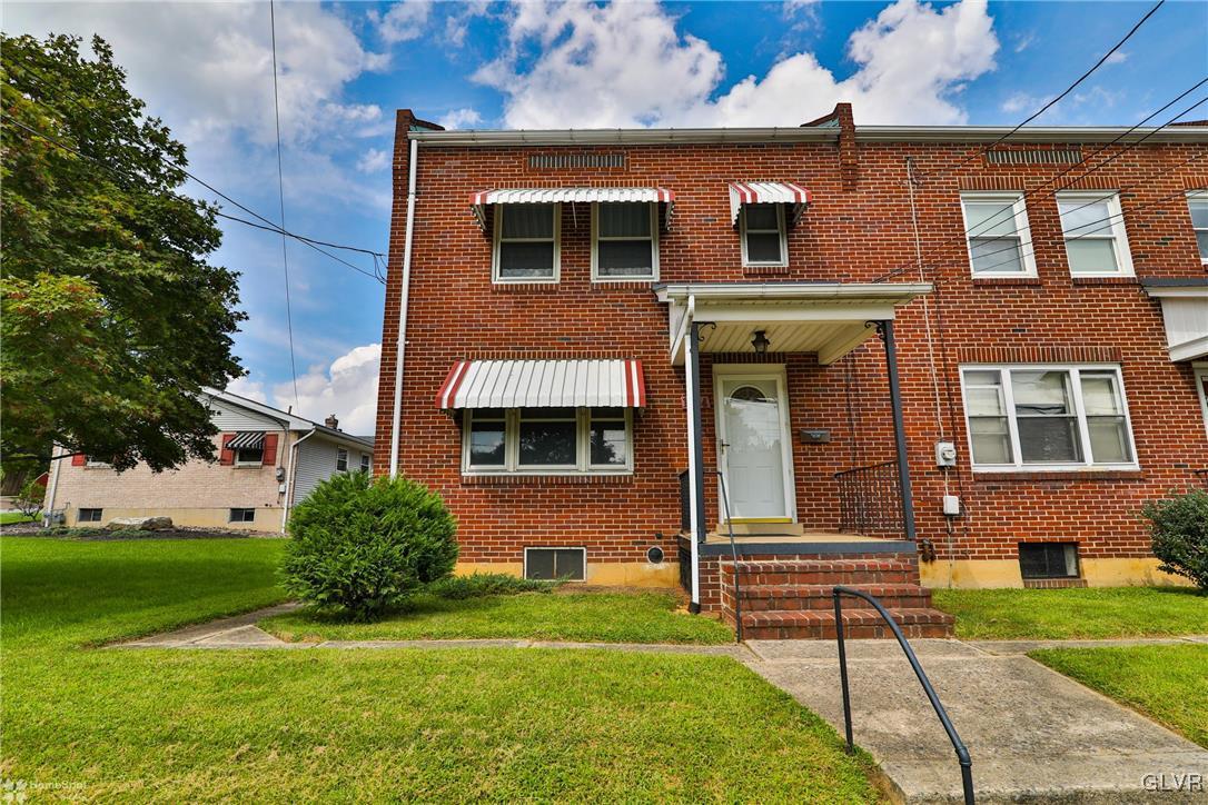 1524 Spring Street Bethlehem, PA 18018 - Photo 2 of 44 Gallery Image 2