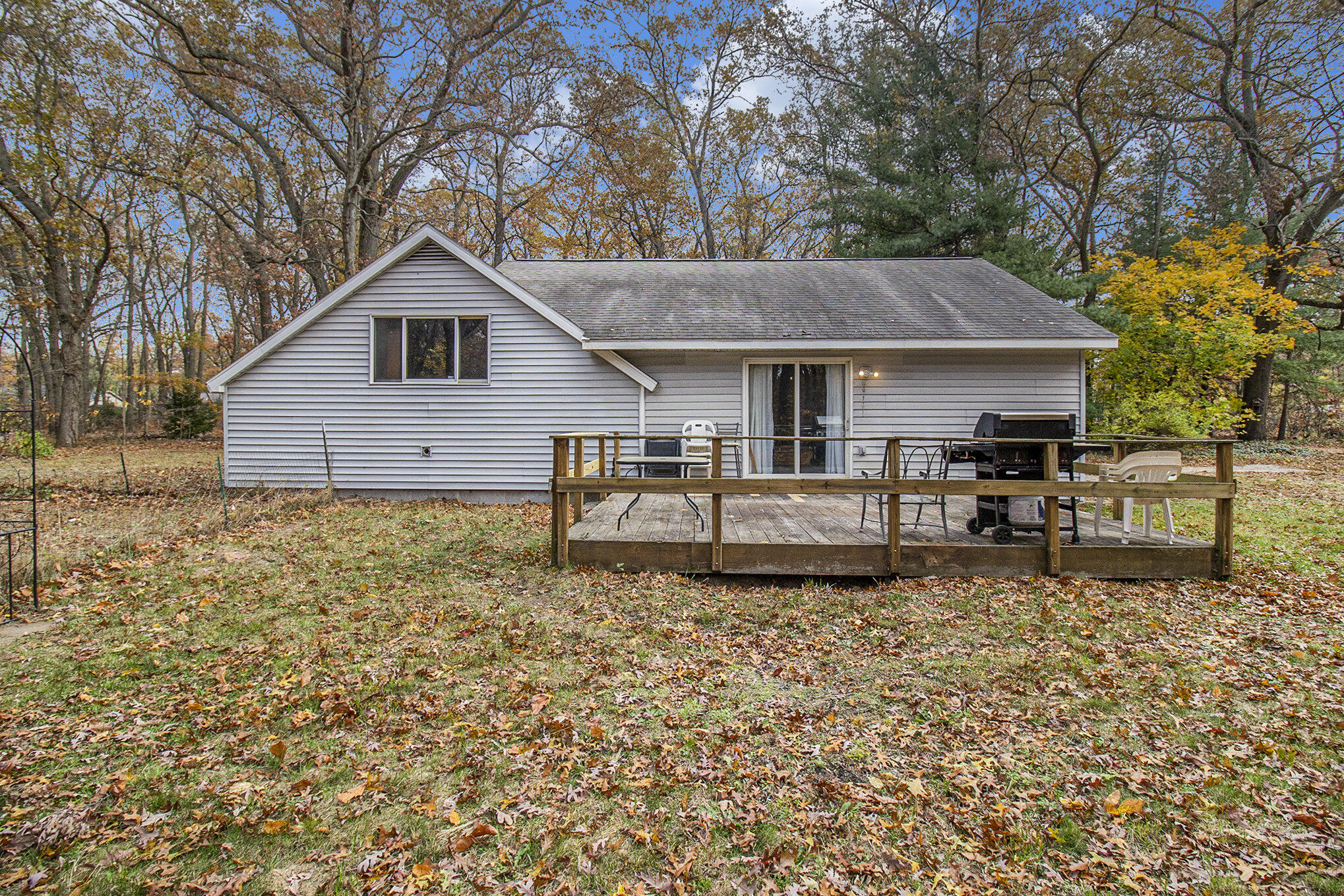 65 South Mill Iron Road Muskegon, MI 49442 - Photo 3 of 17 5r6a0162__74