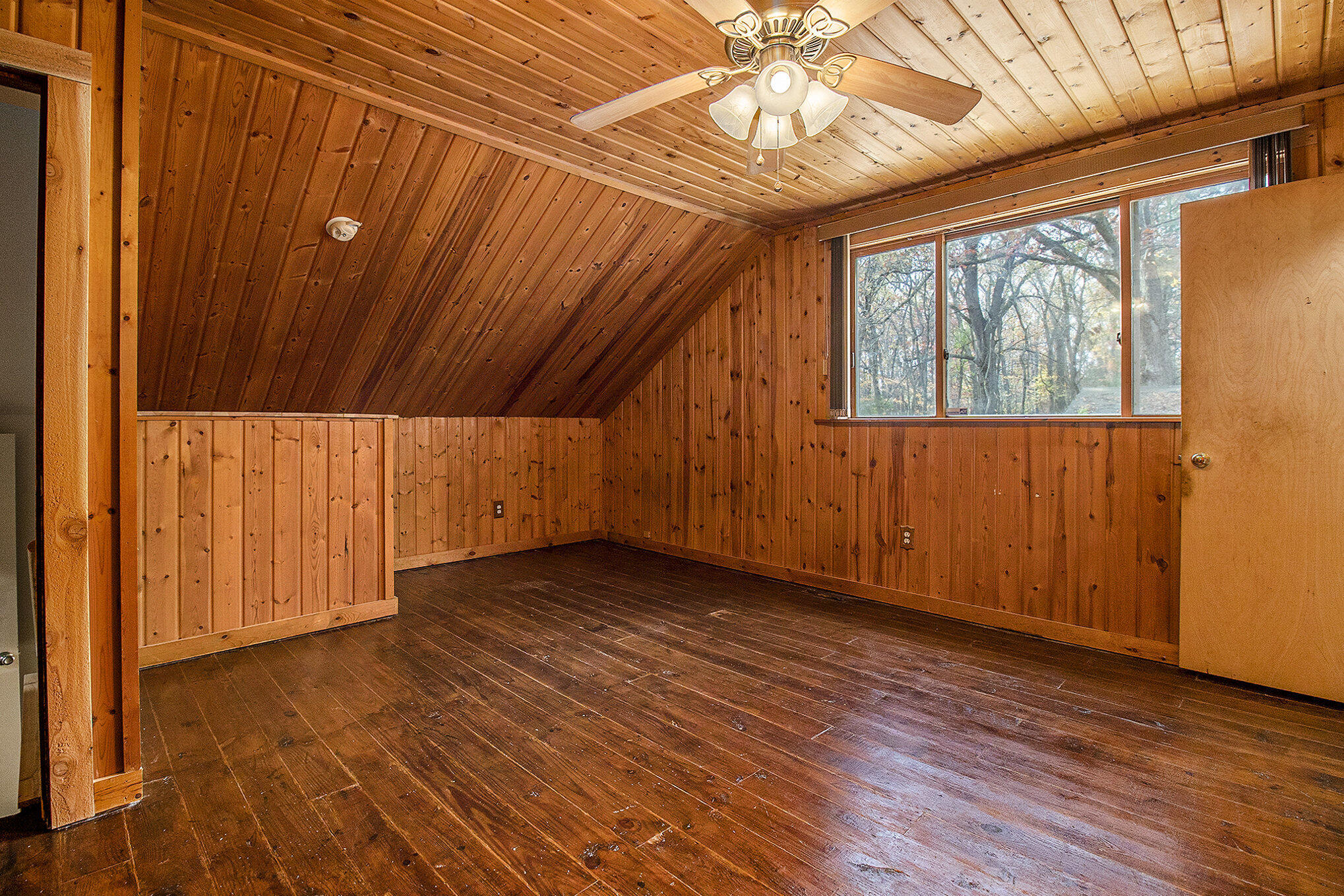 65 South Mill Iron Road Muskegon, MI 49442 - Photo 7 of 17 5r6a0154__936
