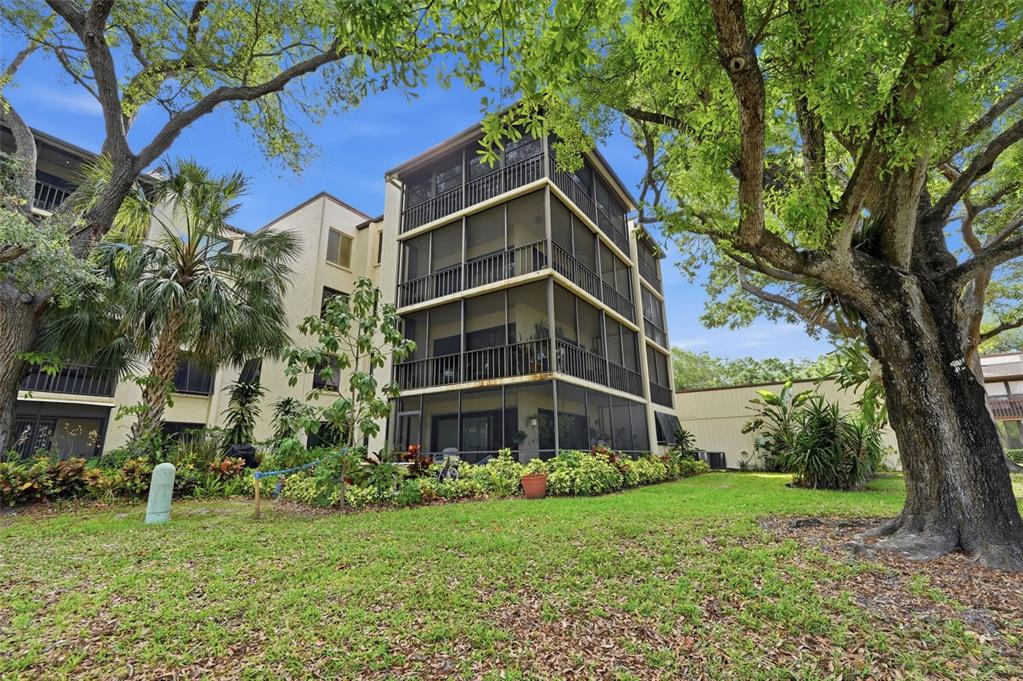 700 Starkey Road, Unit 622 Largo, FL 33771 - Photo 30 of 34
