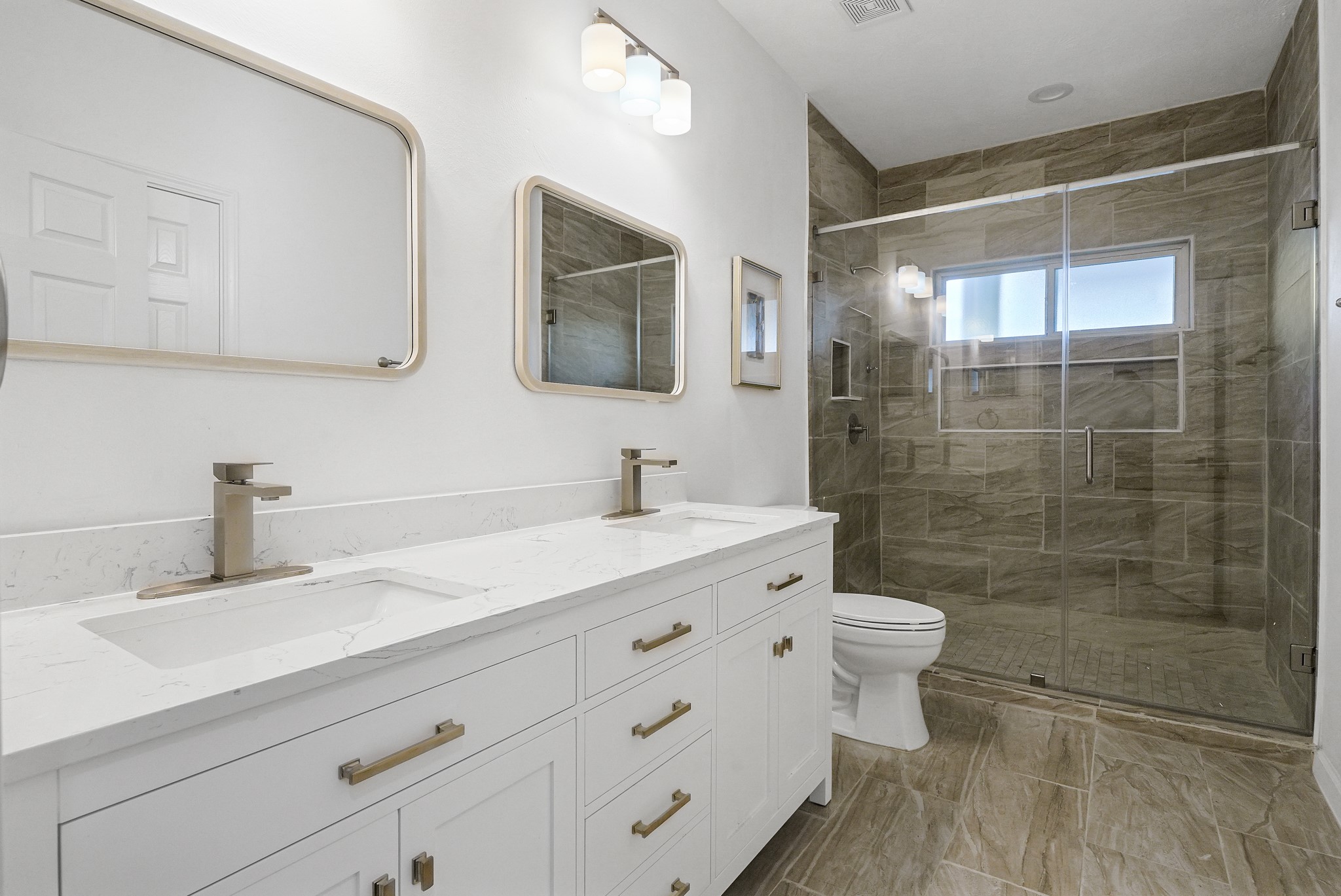 304 Milby Street Houston, TX 77003 - Photo 9 of 14