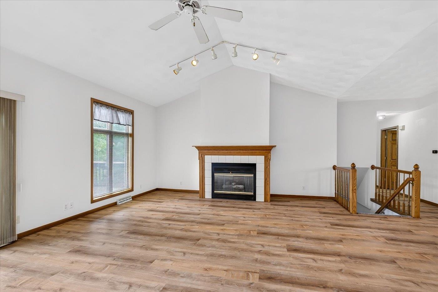 720 Waveland Road Janesville, WI 53548 - Photo 11 of 64
