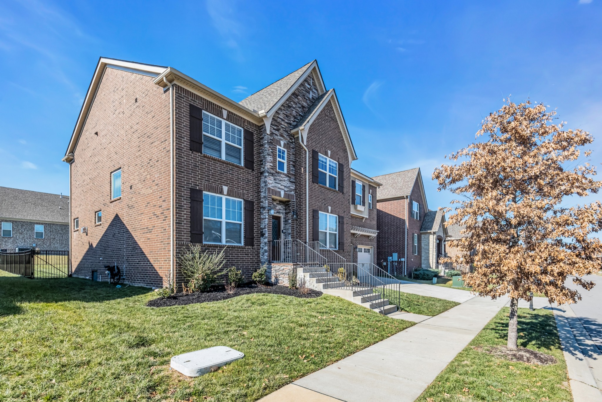 619 Beamon Drive Franklin, TN 37064 - Photo 3 of 50