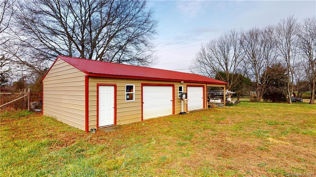 960 George Brown Road Crouse, NC 28033 - Photo 4 of 31 a front view of house with yard and trees