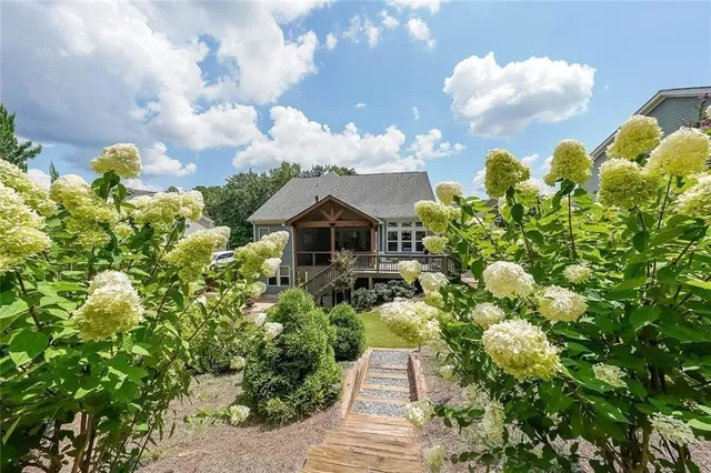 $596,000 | 300 Sky High Trail, Canton, GA 30114