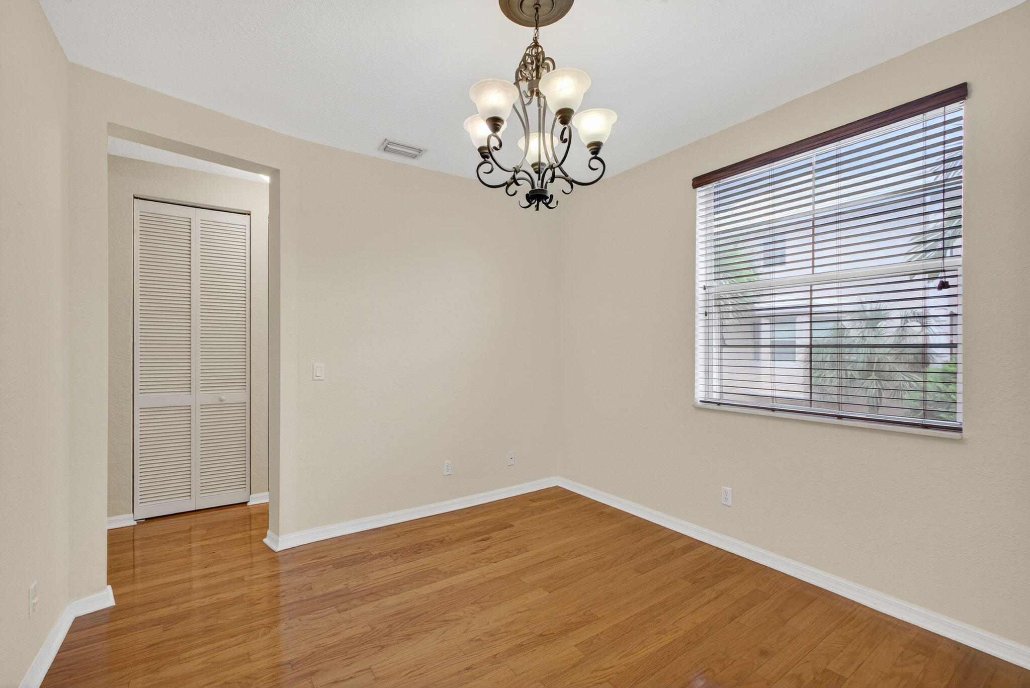 1562 Grande Cull Way Jupiter, FL 33458 - Photo 16 of 35 Dining Room