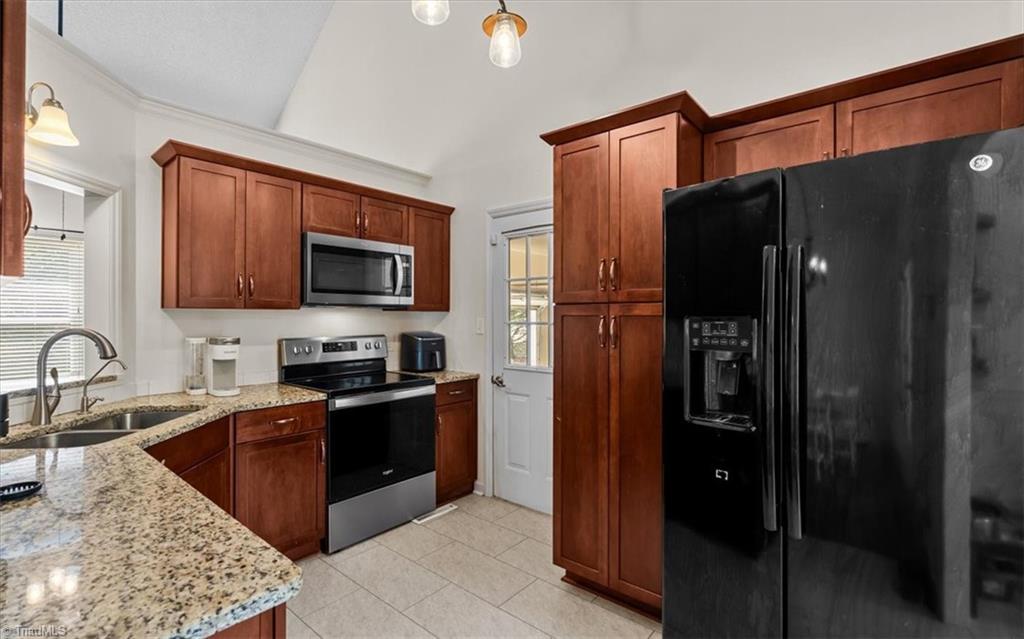 7108 Harper Ridge Court Oak Ridge, NC 27310 - Photo 7 of 28