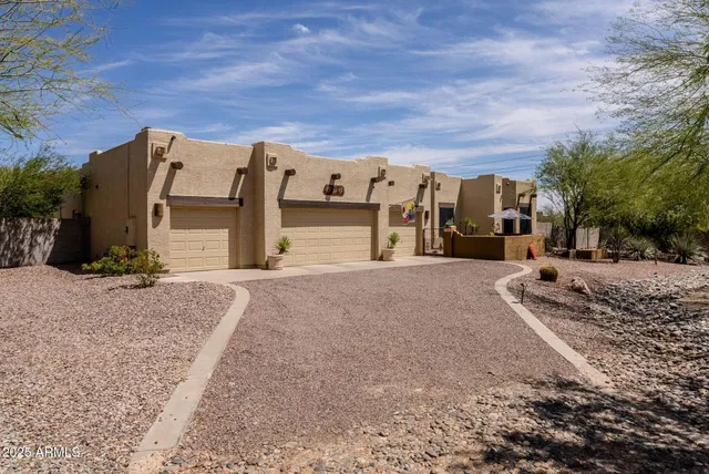 $1,079,000 | 37809 North 9th Place, Phoenix, AZ 85086