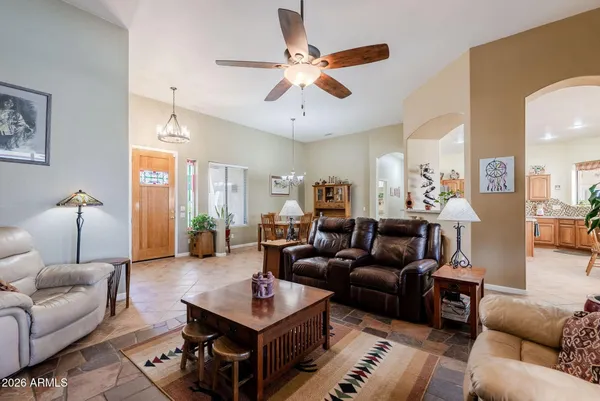 $1,075,000 | 37809 North 9th Place, Phoenix, AZ 85086