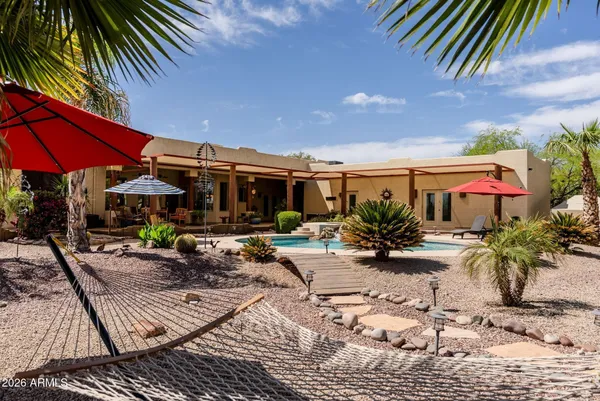 $1,075,000 | 37809 North 9th Place, Phoenix, AZ 85086