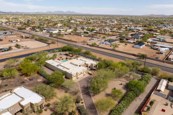 $1,075,000 | 37809 North 9th Place, Phoenix, AZ 85086