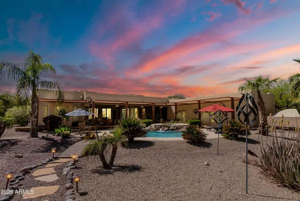 $1,075,000 | 37809 North 9th Place, Phoenix, AZ 85086