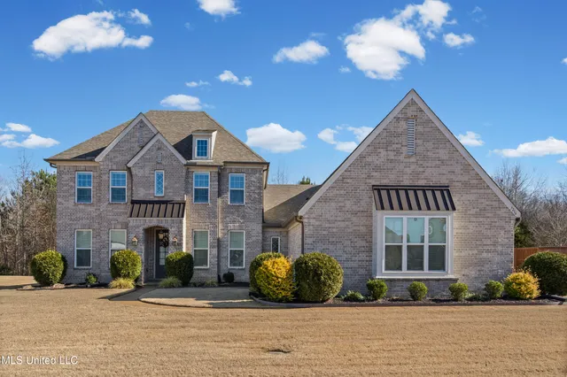$494,999 | 7216 Belle Manor Drive, Olive Branch, MS 38654