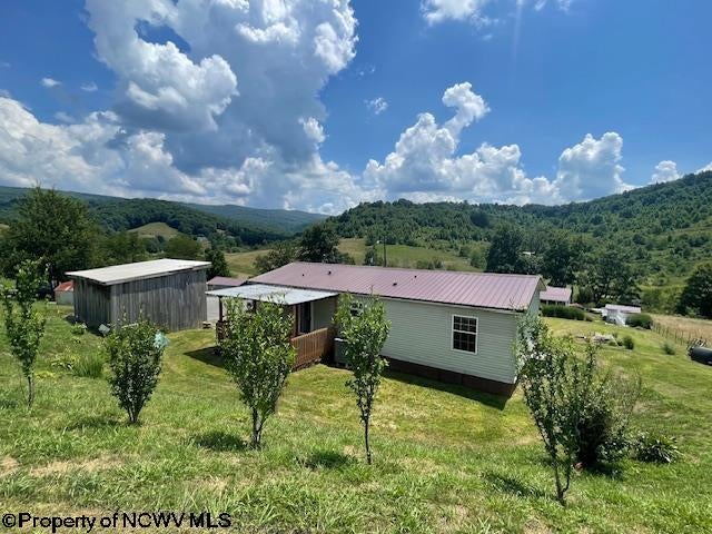 3496 Sinclair Road Moatsville, WV 26405 - Photo 7 of 36 Gallery Image 7