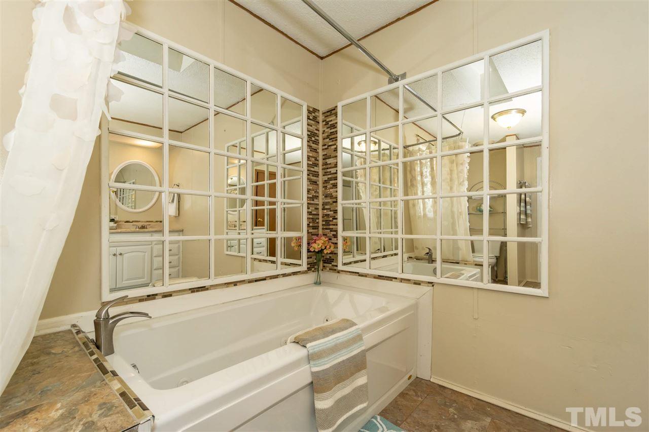 5248 Brogden Road Smithfield, NC 27577 - Photo 16 of 30 Gallery Image 16