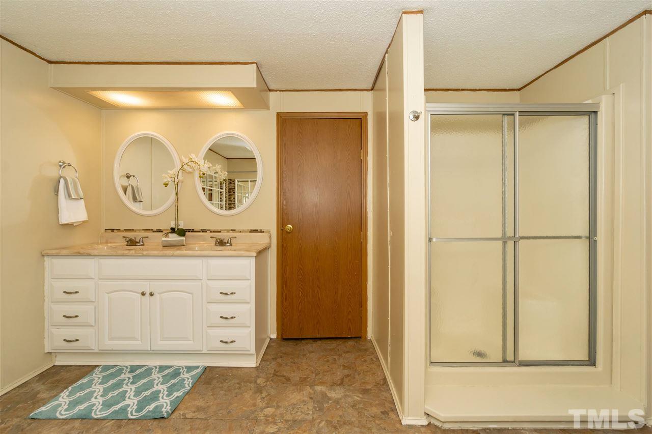 5248 Brogden Road Smithfield, NC 27577 - Photo 17 of 30 Gallery Image 17