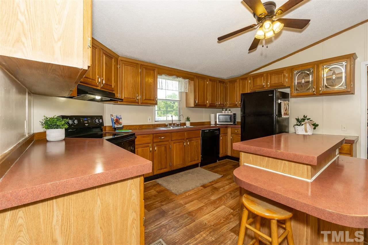 5248 Brogden Road Smithfield, NC 27577 - Photo 7 of 30 Gallery Image 7