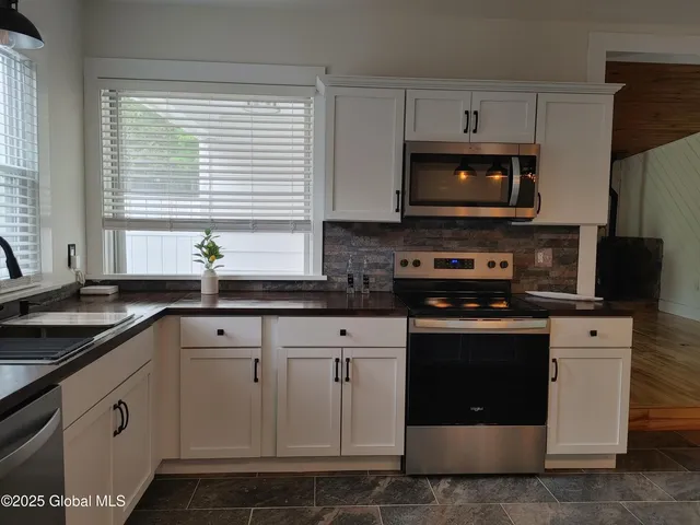 $349,900 | 6 Father Jogues Place, Ticonderoga, NY 12883