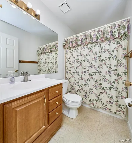 $350,000 | 41 Country Creek Drive, St. Peters, MO 63376